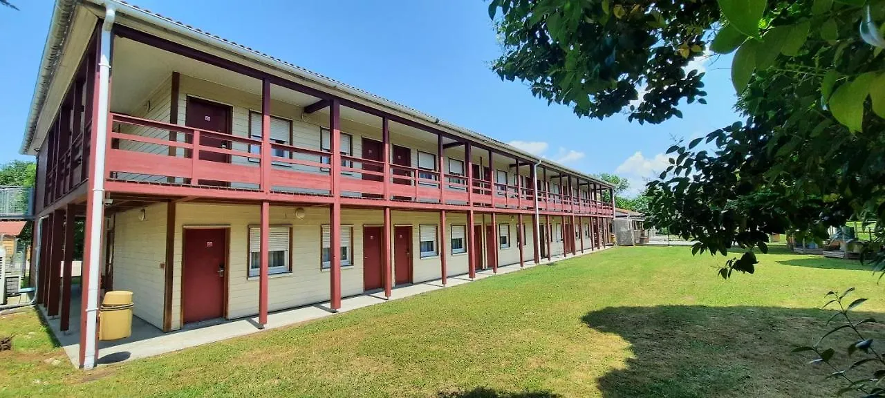 Lémand Hotel Villefontaine 2*,  France