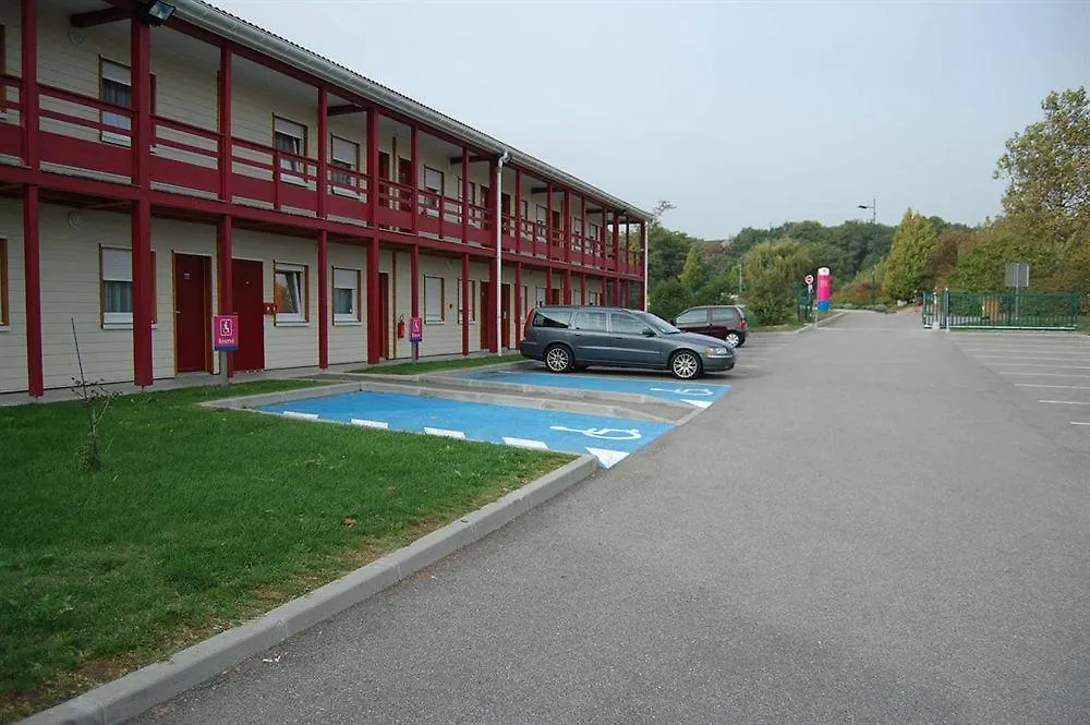 Lémand Hotel Villefontaine