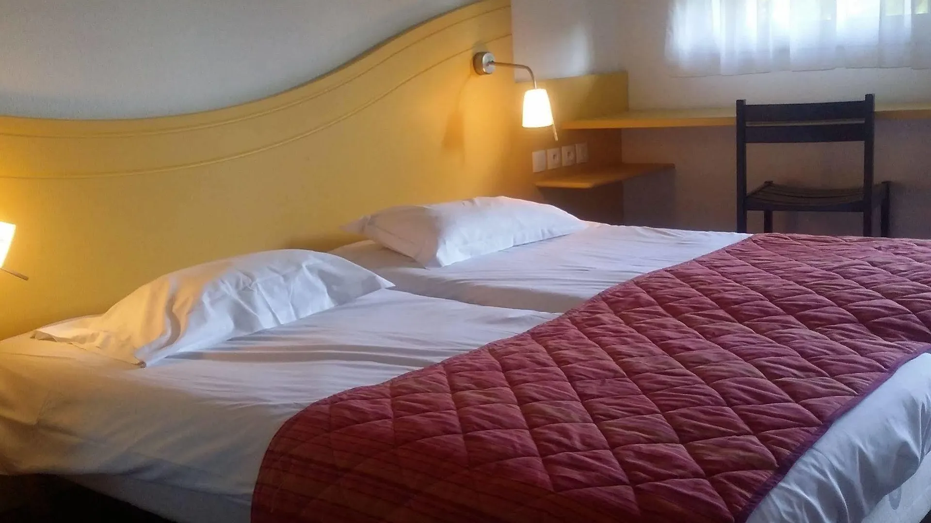 Lémand Hotel Villefontaine