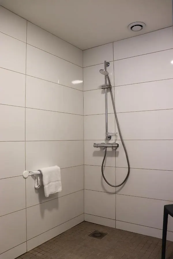 Hotel Lemand Lyon Est - Villefontaine France